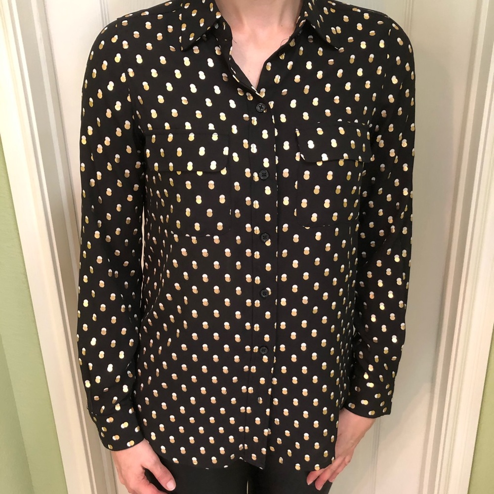 Black top with silver and gold dots
